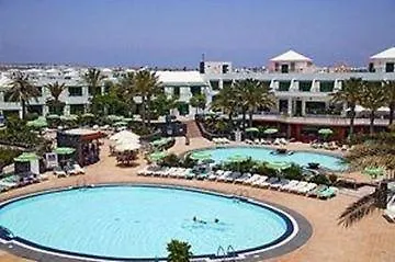 Caybeach Papagayos Playa Blanca  3*, Playa Blanca (Lanzarote) España